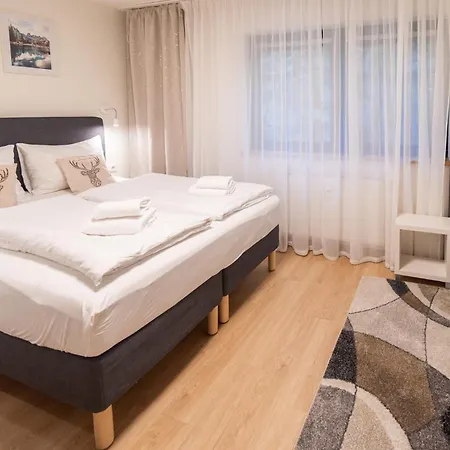 Ludvig Zell Am - Kaprun With Spacious Terrace Apartament